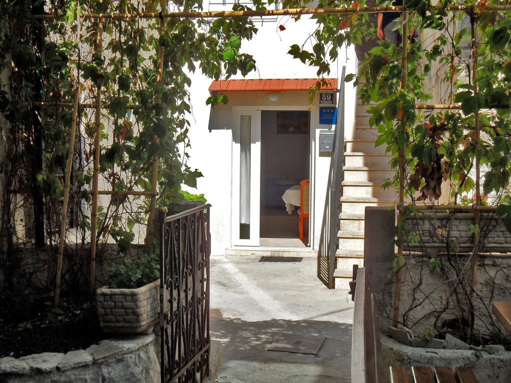 Apartments Spiro Split Buitenkant foto